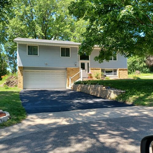 11902 River Hills Cir, Burnsville, MN, 55337-3314 | Card Image