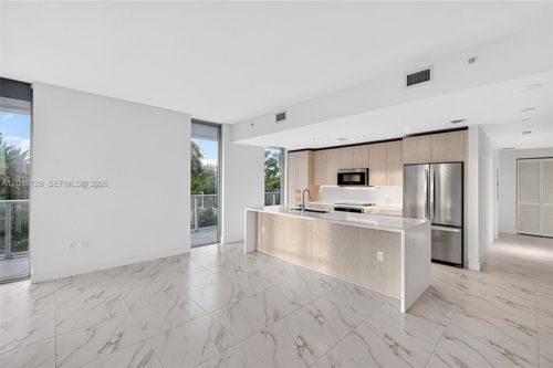 203-2000 Metropica Way, Sunrise, FL, 33323-3215 | Card Image