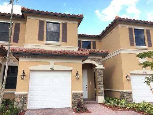3331-3331 W 94th Ter, Hialeah, FL, 33018-2078 | Card Image