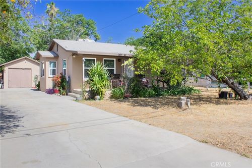 27020 Girard, Hemet, CA, 92544 | Card Image