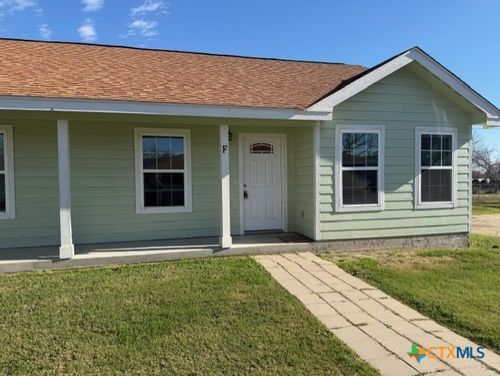 f-661 W Austin Unit F Street, Luling, TX, 78648 | Card Image