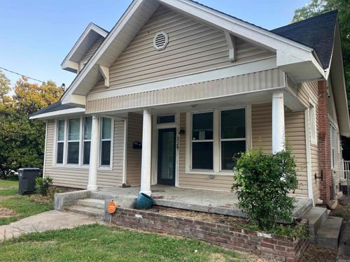 329 E Nettleton Ave, Jonesboro, AR, 72401-4124 | Card Image