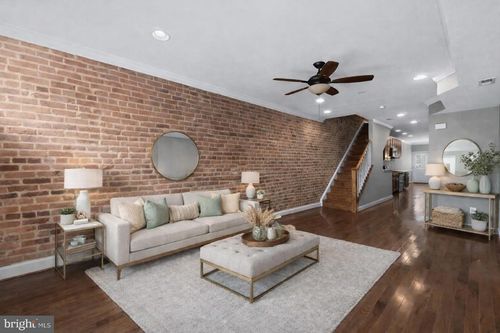 2 W Clement St, BALTIMORE, MD, 21230-4241 | Card Image