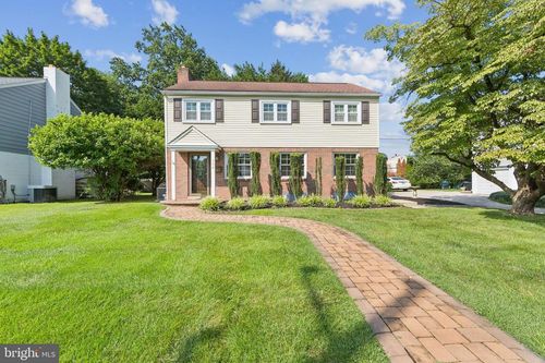 340 E Thomson Ave, SPRINGFIELD, PA, 19064-2833 | Card Image