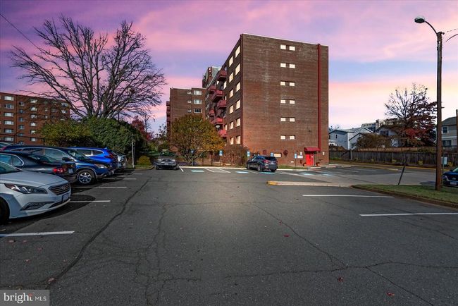APT-410 - 1830 Columbia Pike, Condo with 2 bedrooms, 1 bathrooms and null parking in ARLINGTON VA | Image 5