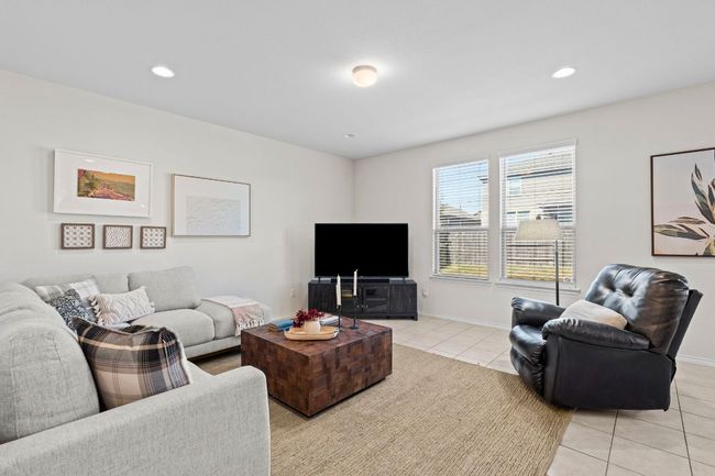 Living area | Image 5