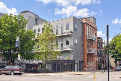3e-2411 W Walton St, Chicago, IL, 60622-5885 | Card Image