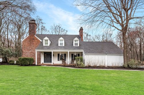4 Ledgewood Rd, Redding, CT, 06896-2915 | Card Image