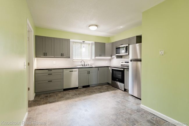 3782 Egan St-11.jpg | Image 9
