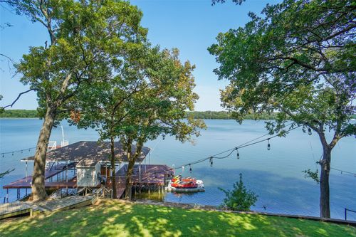 2147 Chaparral Dr, Gainesville, TX, 76240-0516 | Card Image