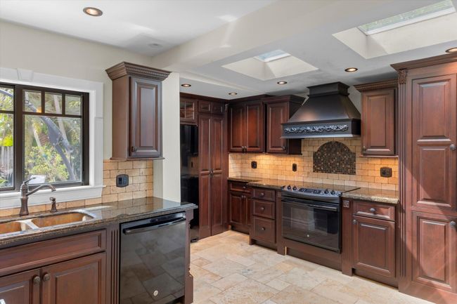 3532 Duck Ave, House other with 3 bedrooms, 2 bathrooms and null parking in Key West FL | Image 18