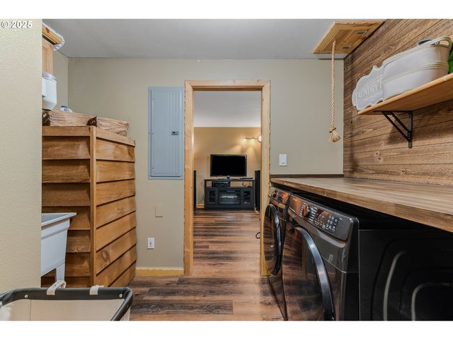 10256 Ridge View Ter, House other with 4 bedrooms, 3 bathrooms and null parking in Birkenfeld OR | Image 34