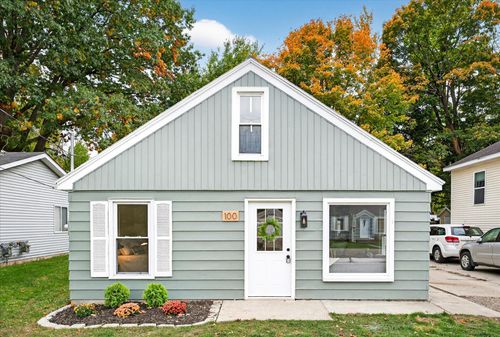 100 Brownell St, Grand Rapids, MI, 49548-7702 | Card Image