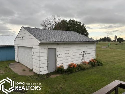 213 N 1st St, Thornton, IA, 50479-6017 | Card Image