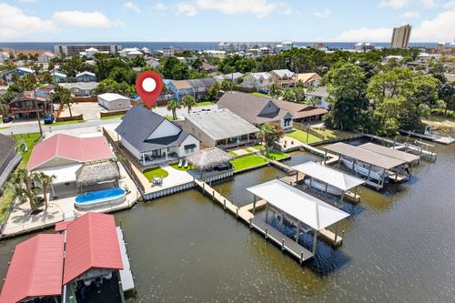 8204 S Lagoon Dr, Panama City Beach, FL, 32408-5367 | Card Image