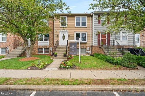 7174 Glenmeadow Ct, FREDERICK, MD, 21703-1828 | Card Image