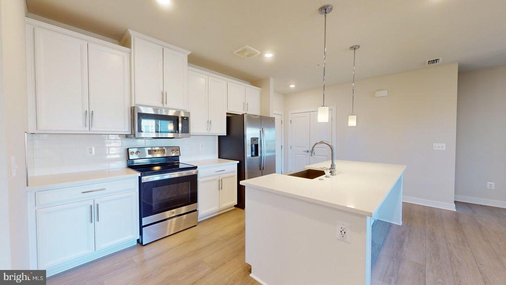 Residential Lease in HERNDON 5