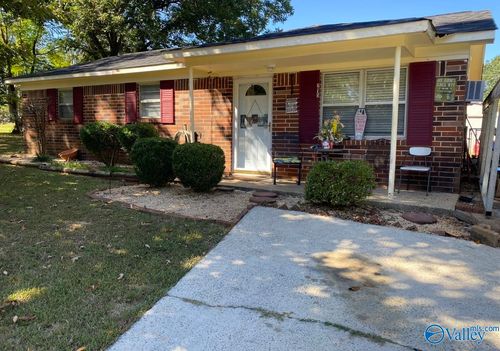 215 Livingston Ln, Moulton, AL, 35650-6540 | Card Image