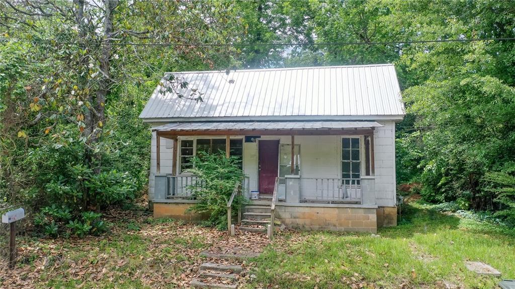 Smith Ct, Opelika, AL 36801