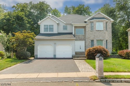 35 Leah Way, Parsippany, NJ, 07054-3448 | Card Image