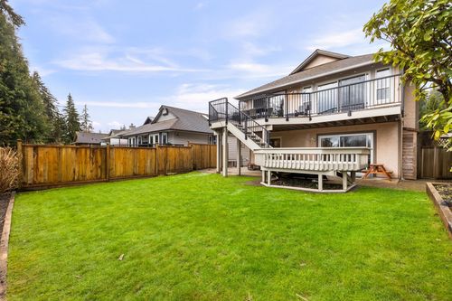 3985 Frames Pl, North Vancouver, BC, V7G2M5 | Card Image