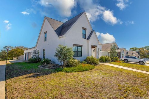 402 S Market, Benton, AR, 72015-4348 | Card Image