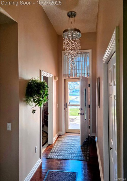 23836 Juniper Drive, Woodhaven, MI, 48134 | Card Image