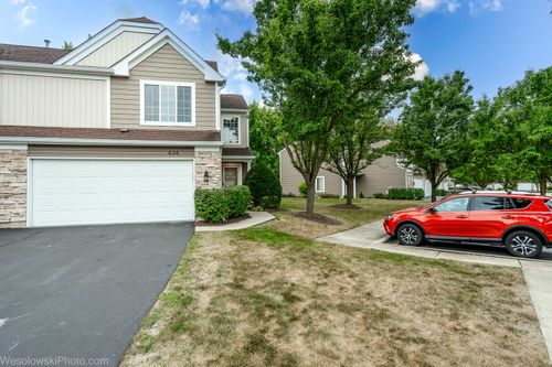 434 Locksley Dr, Streamwood, IL, 60107-2952 | Card Image