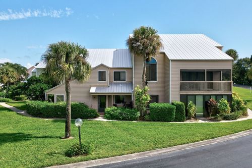 apt-3-9632 Riverside Dr, Sebastian, FL, 32958-8032 | Card Image