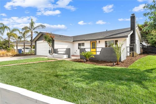 211 N Fillmore Ave, Rialto, CA, 92376-5615 | Card Image