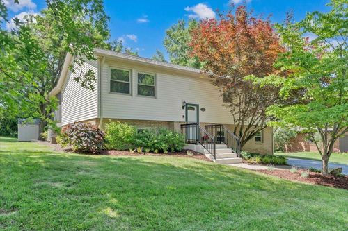309 Woodbine Dr, Blacksburg, VA, 24060 | Card Image