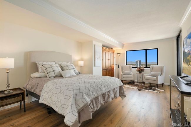 APT-2402 - 1551 Larimer St, Condo with 2 bedrooms, 2 bathrooms and 1 parking in Denver CO | Image 13