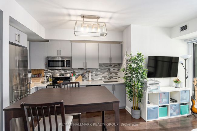 1502 - 40 Nepean St, Condo with 1 bedrooms, 1 bathrooms and 1 parking in Ottawa ON | Image 8