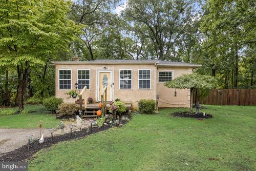 210 Garfield Ave, CHESILHURST, NJ, 08089-1643 | Card Image