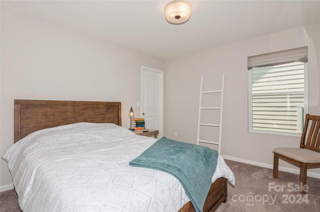 Guest Bedroom 2 | Image 29