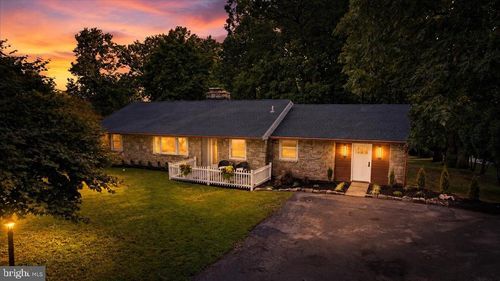 315 Quarry Rd, SPRING CITY, PA, 19475-1215 | Card Image