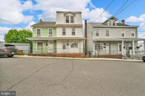 314 Pottsville St, MINERSVILLE, PA, 17954-1820 | Card Image