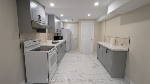 bsmt-106 Kirby Crescent, Whitby, ON, L1N6Z7 | Card Image