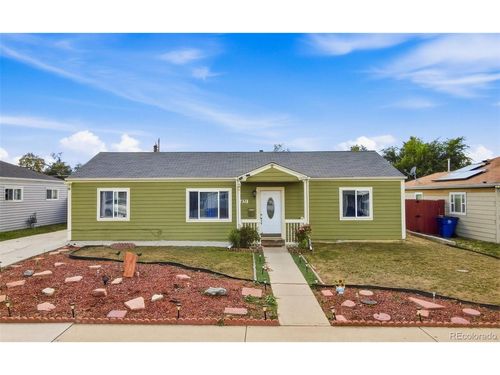 871 Victor St, Aurora, CO, 80011-6603 | Card Image