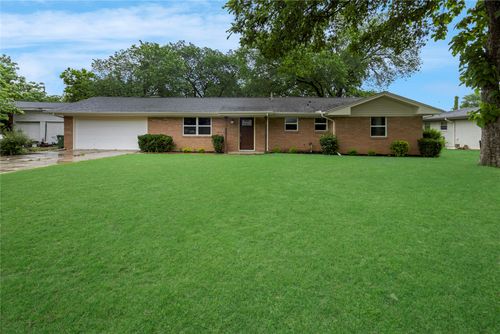 4408 Lynn Ter, North Richland Hills, TX, 76180-7330 | Card Image