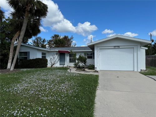 1775 Valencia Dr, Venice, FL, 34293-2841 | Card Image