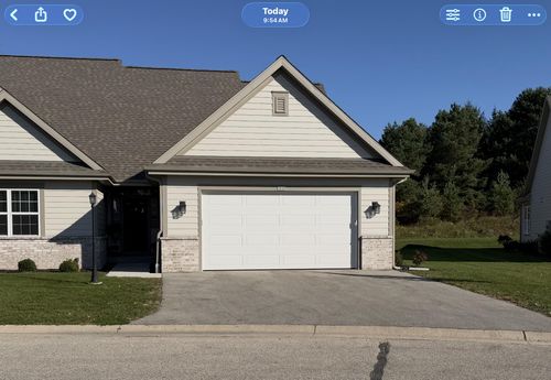 1793 Cedar Ridge Dr, Slinger, WI, 53086-9058 | Card Image