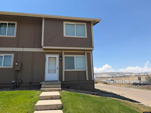 1452 Raindance Dr, Rock Springs, WY, 82901-4558 | Card Image
