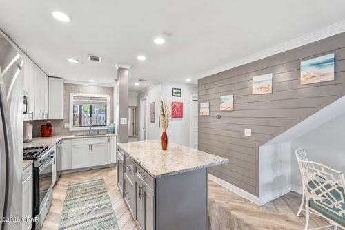 2e-17751 Panama City Beach Pkwy, Panama City Beach, FL, 32413-6020 | Card Image