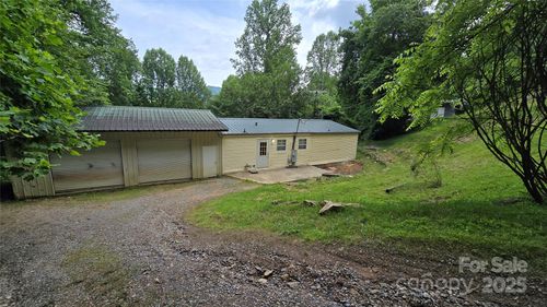 300 Lightning Bug Ln, Waynesville, NC, 28786-8888 | Card Image