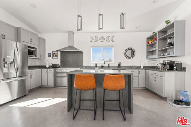6655 Cascade Rd, House other with 3 bedrooms, 2 bathrooms and 8 parking in Joshua Tree CA | Image 11