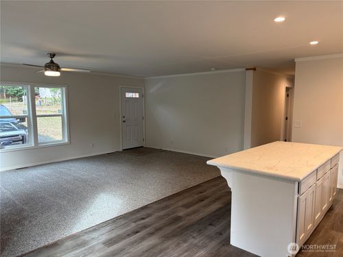 31 E Fox Ln, Shelton, WA, 98584-9414 | Card Image