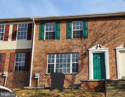 102 Waterford Ln, WINCHESTER, VA, 22602-6221 | Card Image