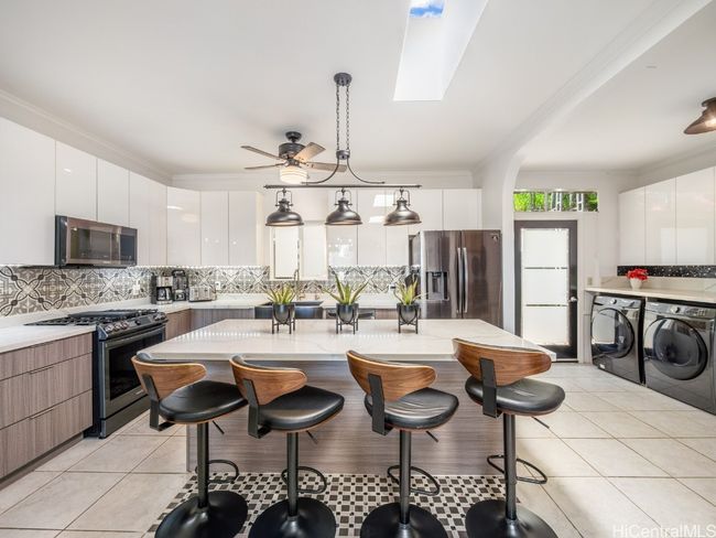 654 - 654 N Judd St, Condo with 4 bedrooms, 4 bathrooms and 2 parking in Honolulu HI | Image 8