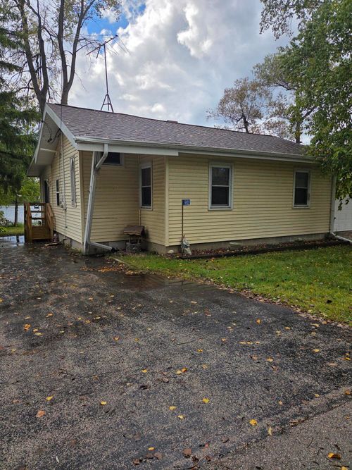 932 Birchwood Dr, Campbellsport, WI, 53010 | Card Image